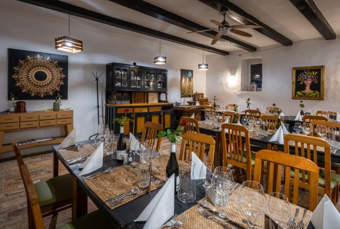 Szomszéd Kertje étterem