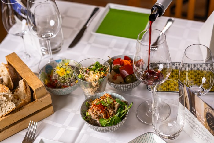 Szomszéd Kertje étterem